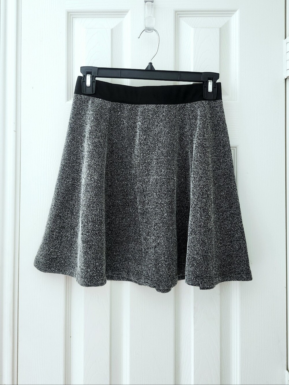 🦚 4/$15 🦚 Women's Black and Gray A-Line Skirt